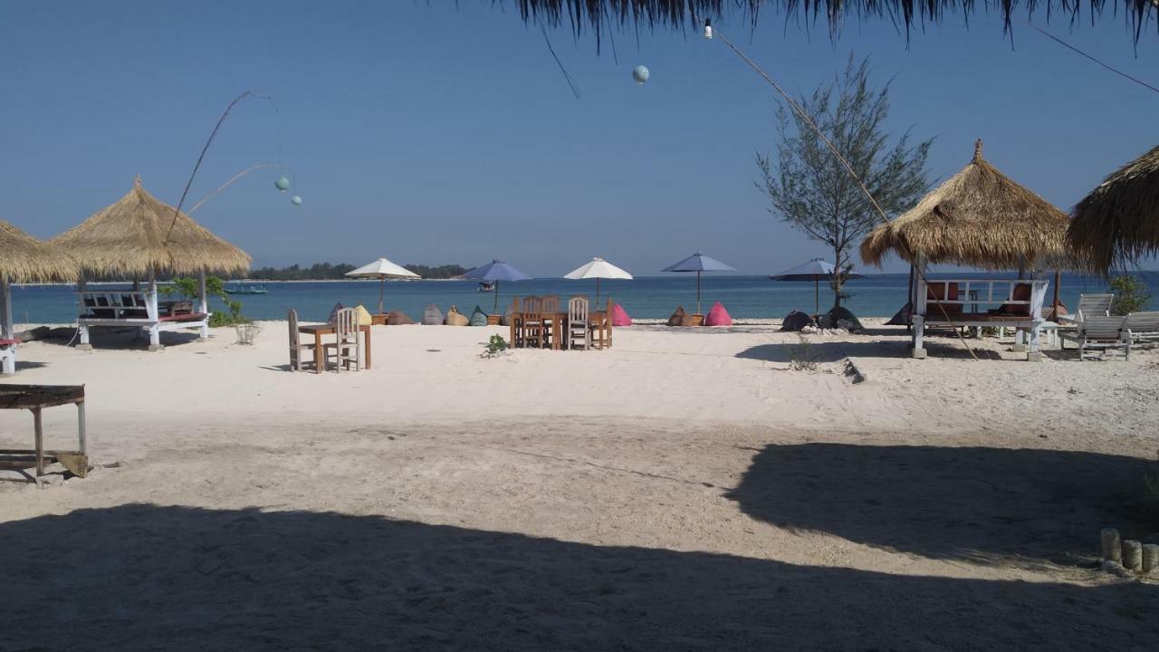 Hotel Sunset Beach Bungalow Gili Meno Esterno foto