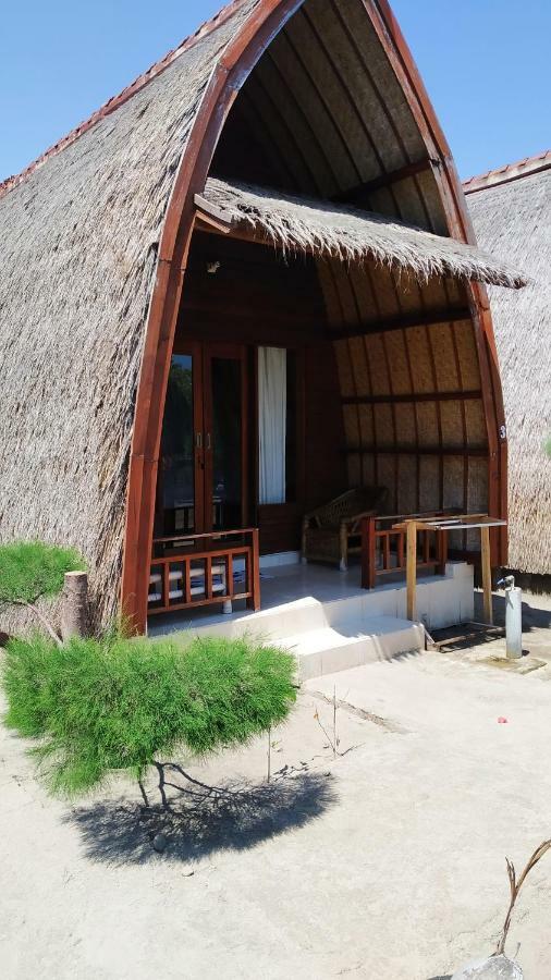 Hotel Sunset Beach Bungalow Gili Meno Esterno foto