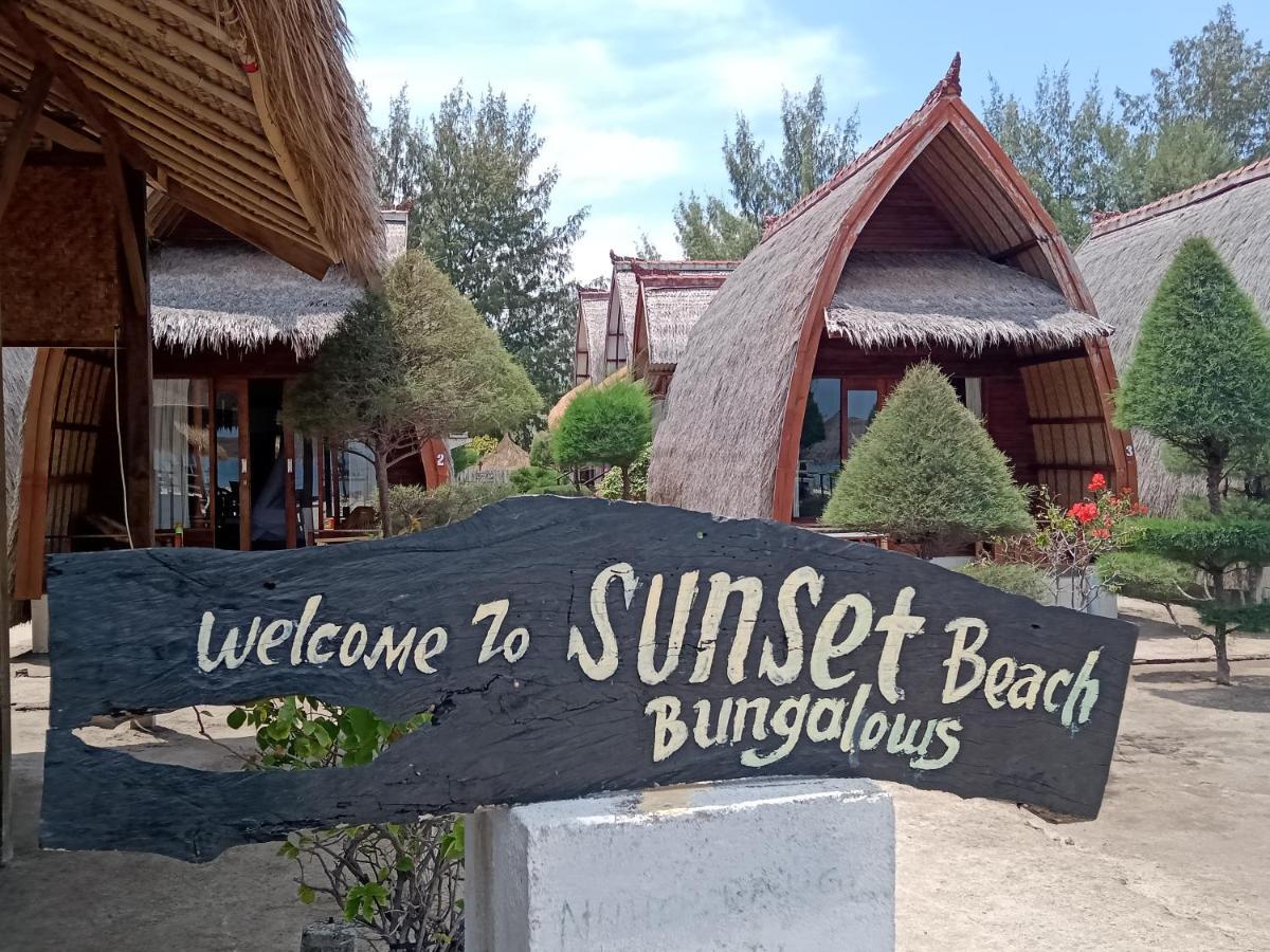 Hotel Sunset Beach Bungalow Gili Meno Esterno foto